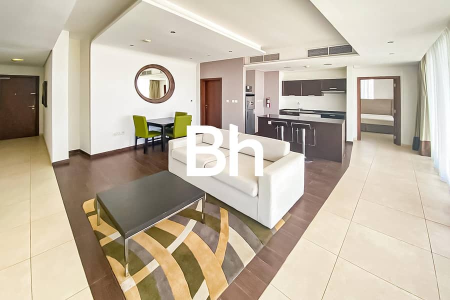 Vacant | Spacious | Corner Unit Vacant | Spacious | Corner Unit