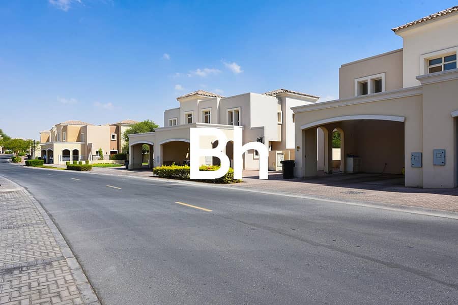 Corner Unit | Close To JESS | 3 Bedroom Corner Unit | Close To JESS | 3 Bedroom