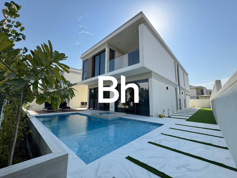 Private Pool | Extended Living | Closed Kitchen Private Pool | Extended Living | Closed Kitchen
