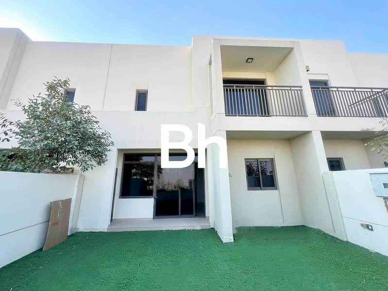 Таунхаус в Таун Сквер,Нур Таунхаусы, 3 cпальни, 155000 AED - 11342201 Таунхаус в Таун Сквер,Нур Таунхаусы, 3 cпальни, 155000 AED - 11342201