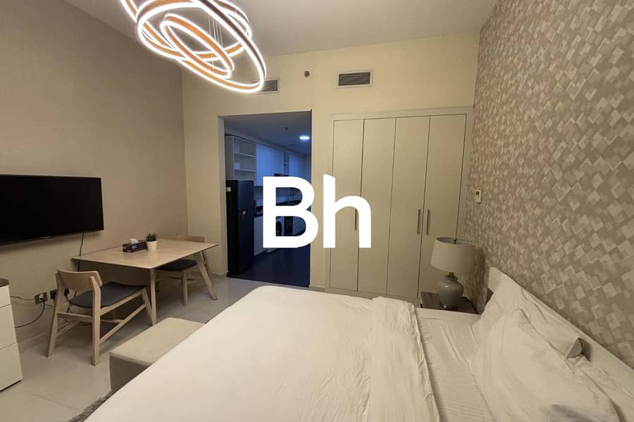 Furnished | Studio with balcony | Appliances