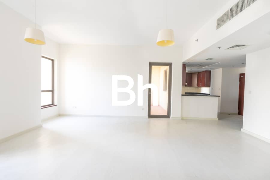 Vacant | Spacious | Easy Viewing Vacant | Spacious | Easy Viewing