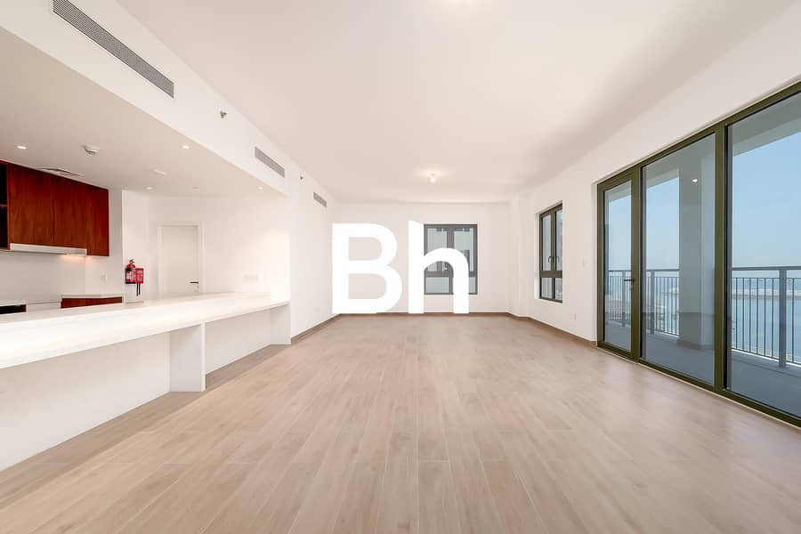 Stunning Sunset view | Ready to move in | Spacious | Community Expert Stunning Sunset view | Ready to move in | Spacious | Community Expert