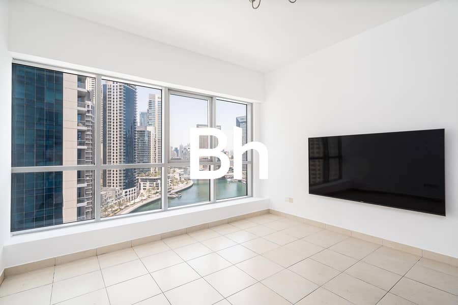 Full Marina View | Spacious | Chiller Free Full Marina View | Spacious | Chiller Free