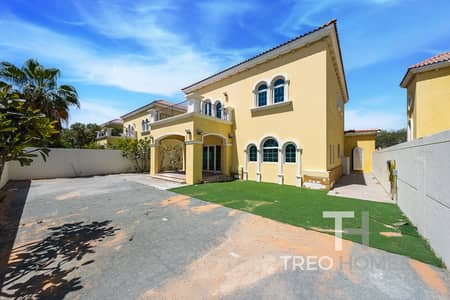 3 Bedroom Villa for Rent in Jumeirah Park, Dubai - 3 Bed Large | Immaculate | Available Now