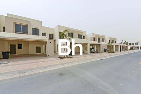 城市广场， 迪拜 3 卧室联排别墅待租 - 位于城市广场，莎拉联排别墅 3 卧室的联排别墅 145000 AED - 11445989
