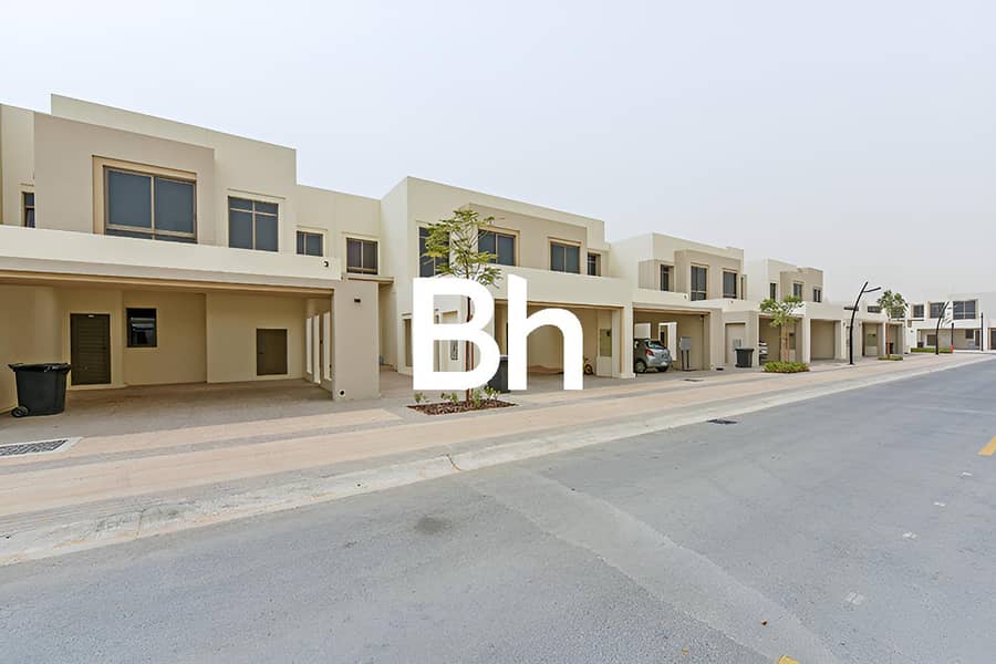 Close to Pool | Landscaped | Vacant Soon