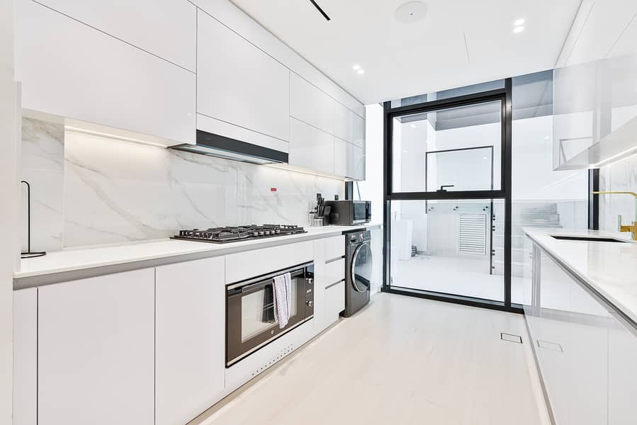 9 Full Kitchen (6). jpeg