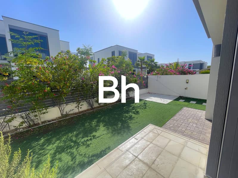 位于迪拜山庄,枫叶社区,枫叶3区 4 卧室的联排别墅 300000 AED - 11508085 位于迪拜山庄,枫叶社区,枫叶3区 4 卧室的联排别墅 300000 AED - 11508085