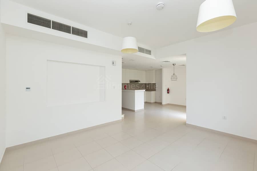 Таунхаус в Таун Сквер,Нур Таунхаусы, 3 cпальни, 155000 AED - 11524371 Таунхаус в Таун Сквер,Нур Таунхаусы, 3 cпальни, 155000 AED - 11524371