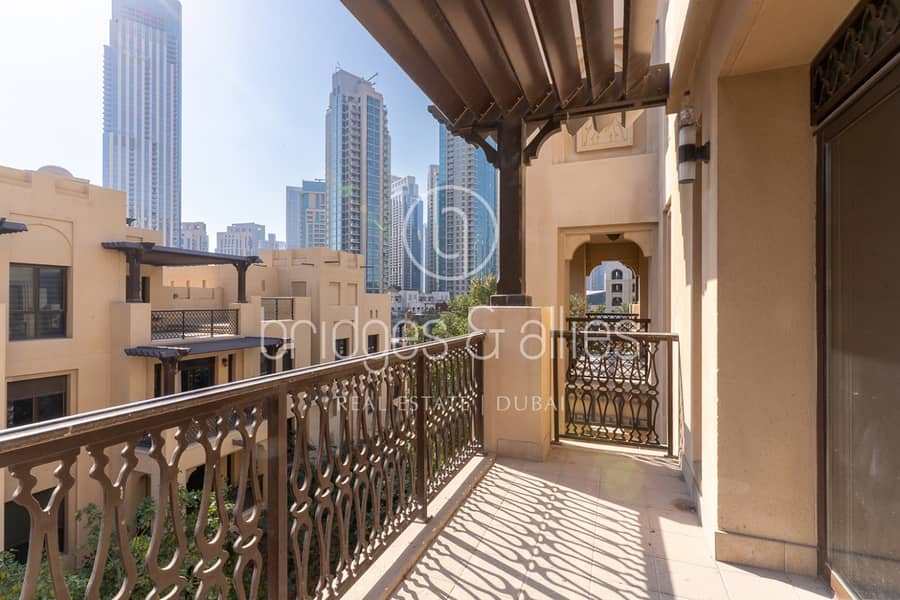 BRIGHT 2BED + STUDY | COMMUNITY VIEW | NEW LISTING BRIGHT 2BED + STUDY | COMMUNITY VIEW | NEW LISTING