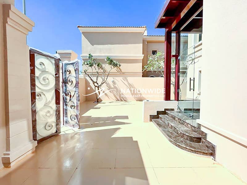 位于哈里发城,高尔夫花园,栀子花楼 4 卧室的别墅 300000 AED - 11526531 位于哈里发城,高尔夫花园,栀子花楼 4 卧室的别墅 300000 AED - 11526531