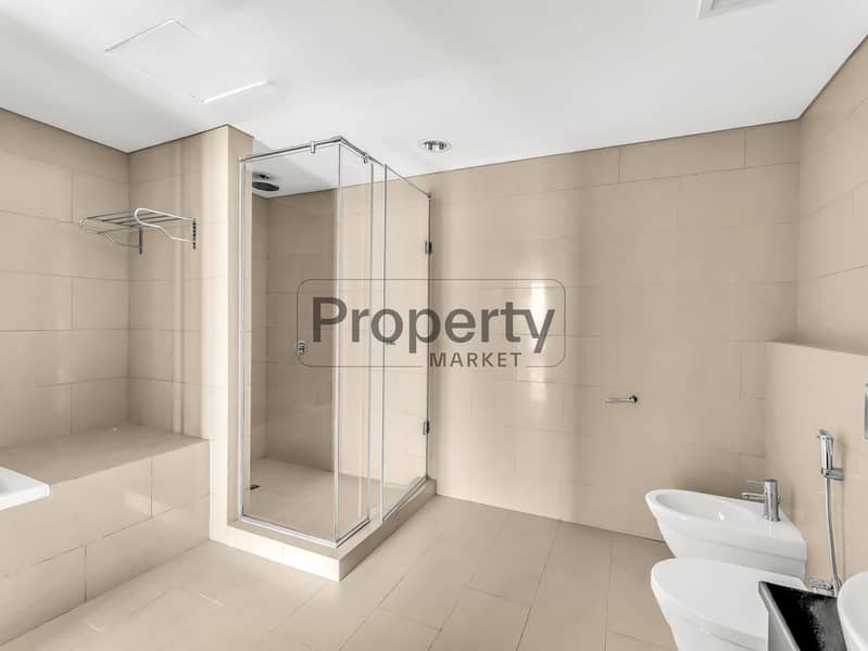 16 7ST09143. jpg
