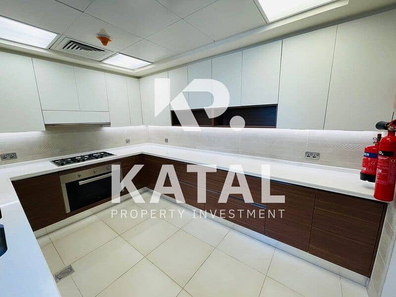 4 West Yas Villa, 4 Bedroom for sale, Corner Villa, Yas Island 004. jpg