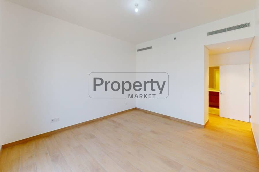 13 U-0837-Port-de-Lamer-La-Cote-Building-4-2BR-Unfurnished 4. jpg