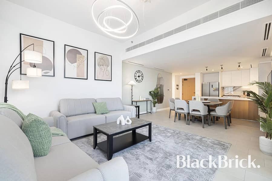 Luxury Waterfront Residence | Palm Views Luxury Waterfront Residence | Palm Views