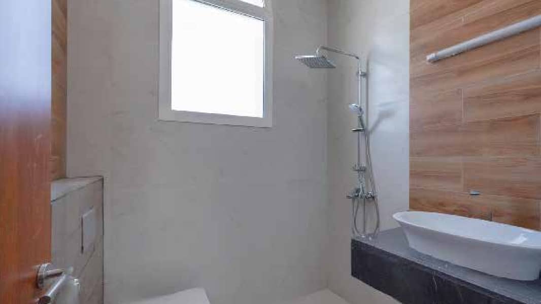 33 Villa-33. jpg