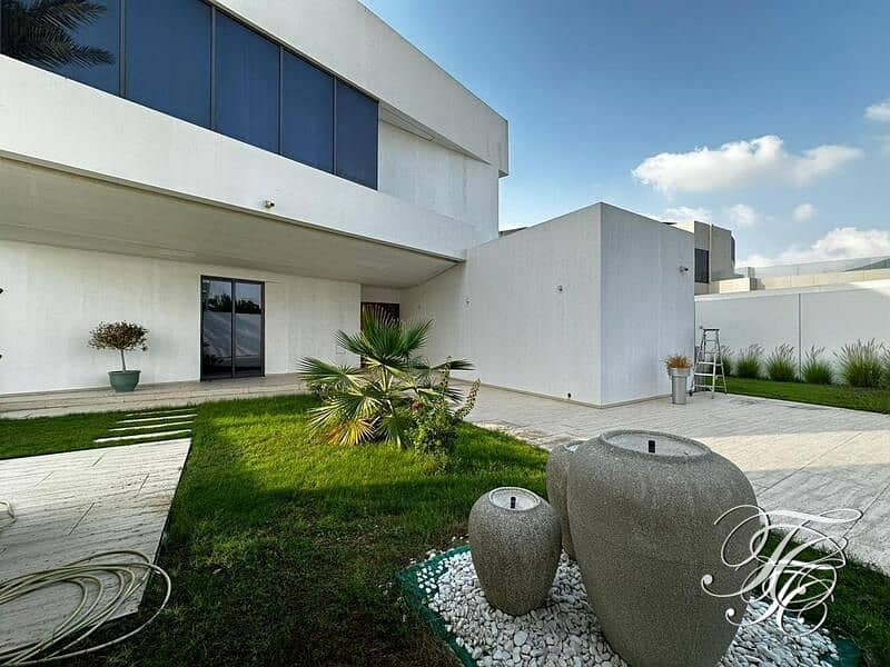 Fully Furnished | Luxury Living |Private Amenities Fully Furnished | Luxury Living |Private Amenities