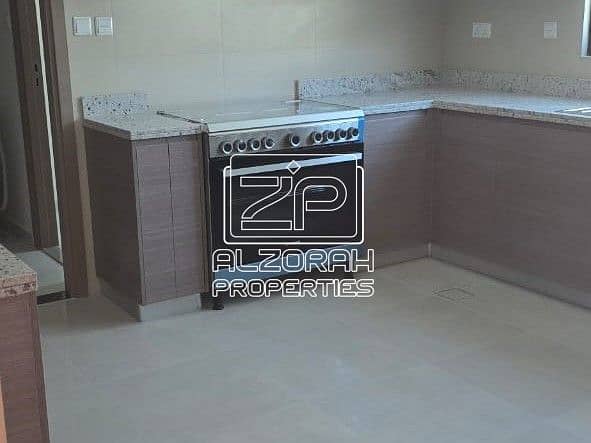 4 WhatsApp Image 2025-03-21 at 10.32. 24_a4d6597b. jpg