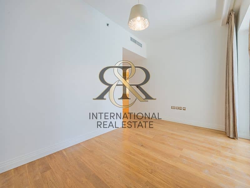 15 0R9A8962-HDR. jpg