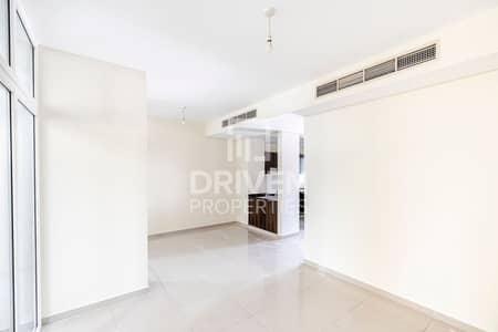 3 Bedroom Townhouse for Rent in DAMAC Hills 2 (Akoya by DAMAC), Dubai - Modern Townhouse | Spacious Layout | Vacant