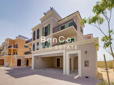 5 Bedroom Villa for Rent in Jumeirah, Dubai - Unfurnished | Ready Now | Sea View | 5 BR En-Suite