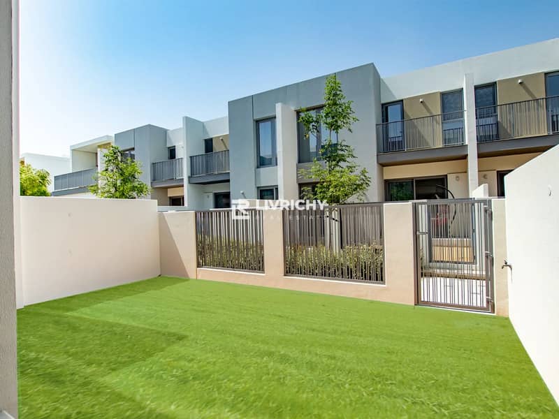 位于蒂拉尔阿尔加夫综合社区,伊兰住宅区 3 卧室的别墅 3800000 AED - 11294278 位于蒂拉尔阿尔加夫综合社区,伊兰住宅区 3 卧室的别墅 3800000 AED - 11294278