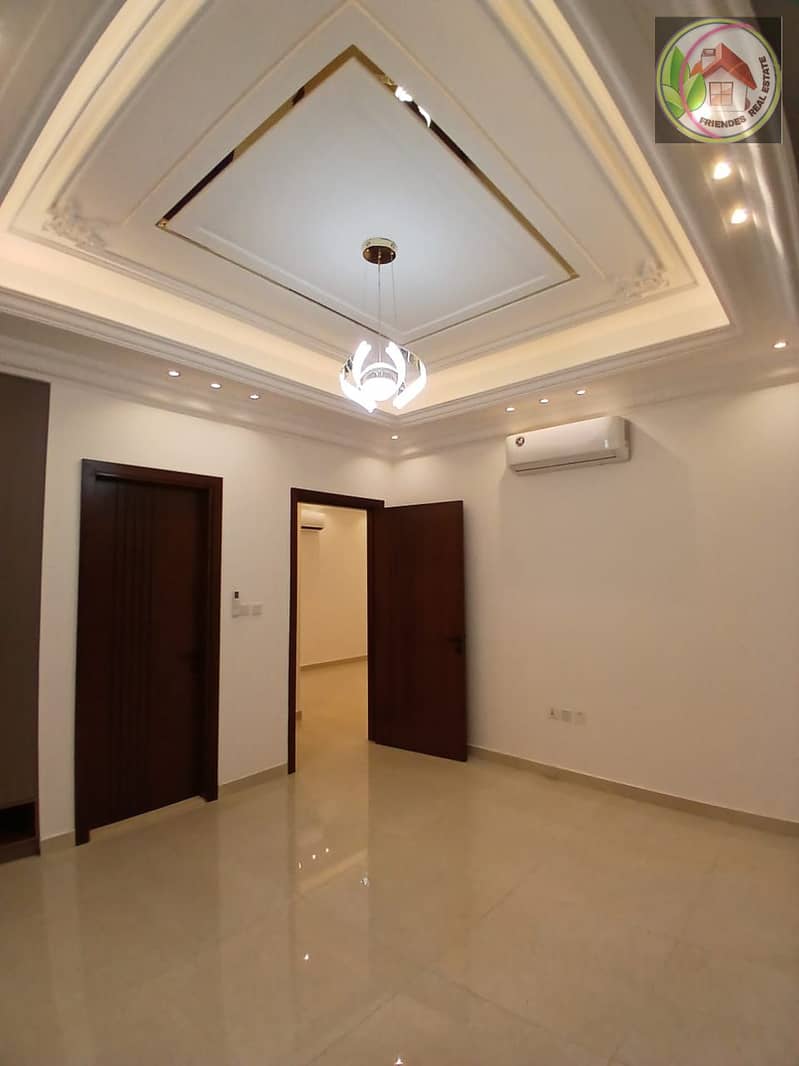 23 deeffa72-0381-40f1-ac2c-929ffd98ebaa. jpg