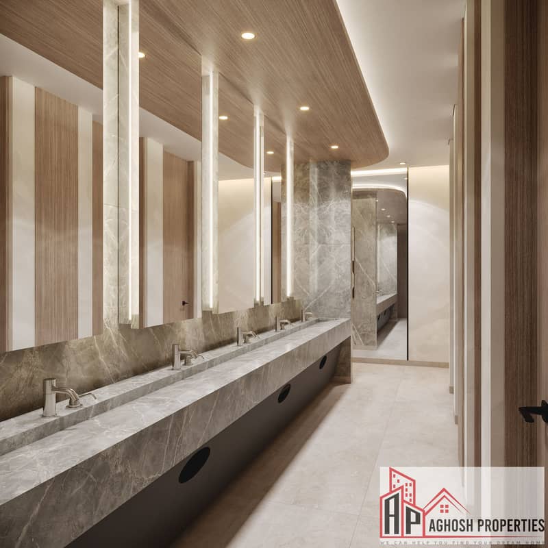 8 Changing Room01. jpg