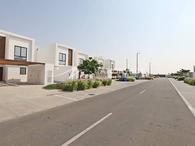 阿尔加迪尔， 阿布扎比 1 卧室公寓待售 - 位于阿尔加迪尔，阿尔加德住宅区二期 1 卧室的公寓 750000 AED - 11534574