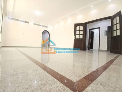 شقة 4 غرف نوم للايجار في المناصير، أبوظبي - WhatsApp Image 2025-05-03 at 12.48. 01 PM. jpeg