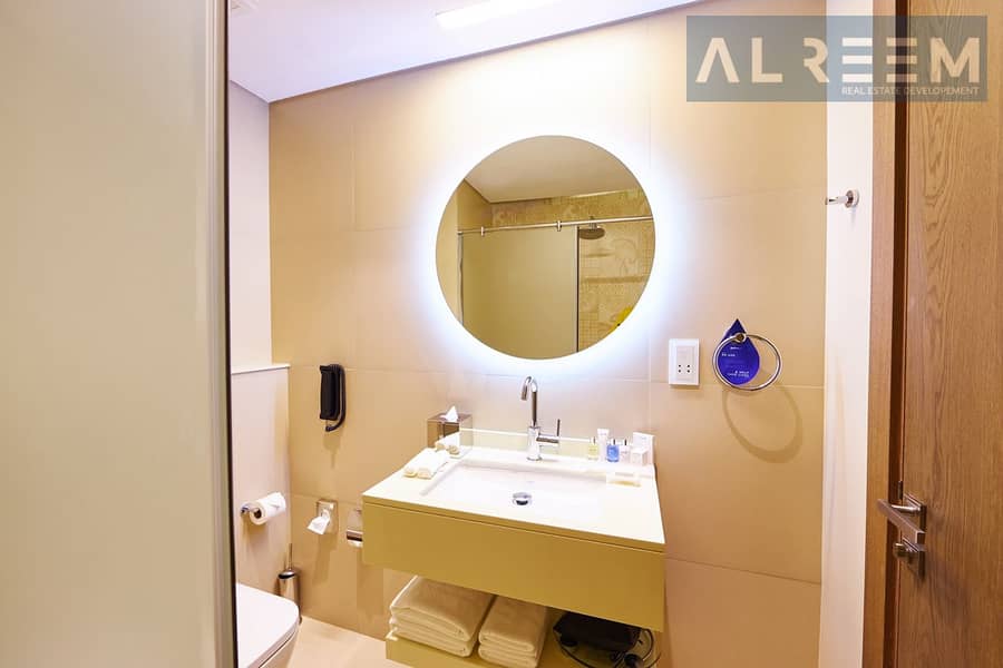 3 Bathroom_4. jpg