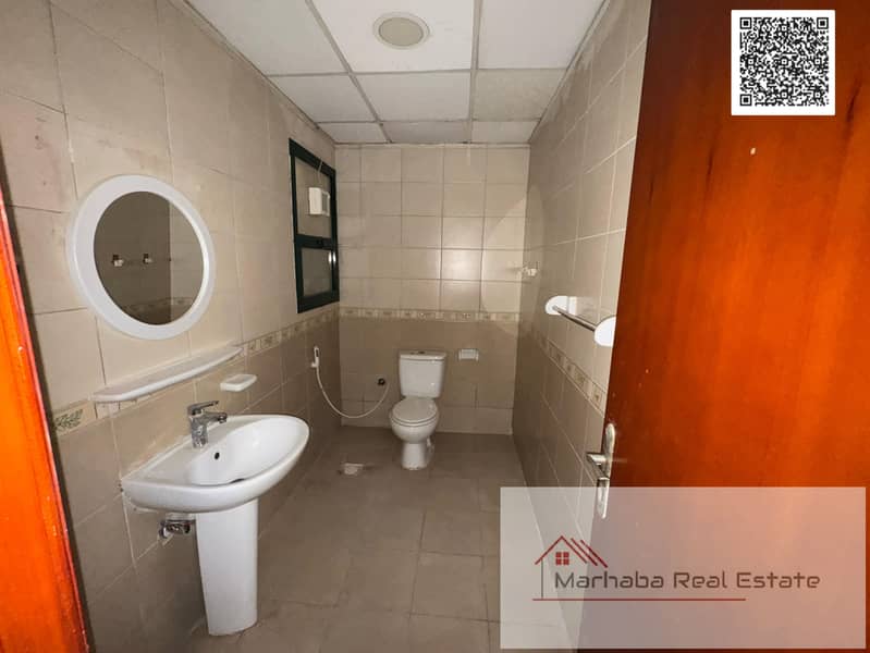 4 deaa2a3d-81bf-4b2d-a0f6-a9804a58cacb. jpg