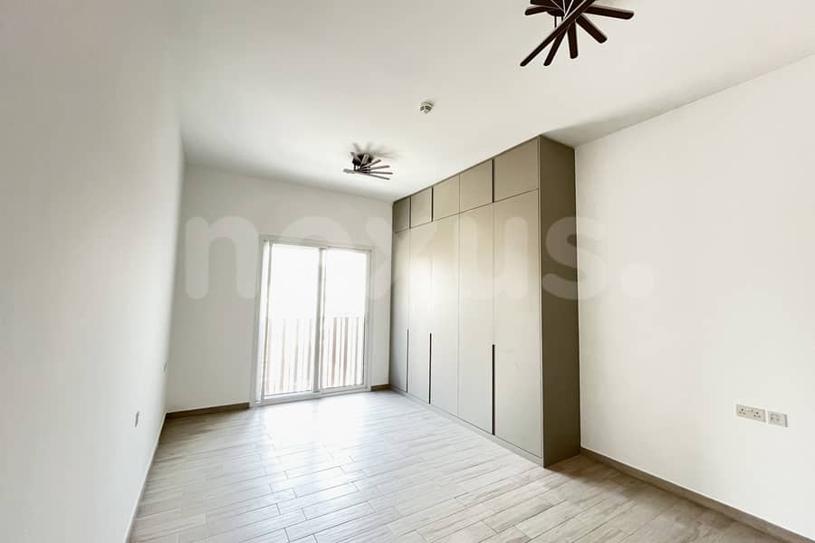 Modern Design | Vacant | Near Park | Parking Modern Design | Vacant | Near Park | Parking