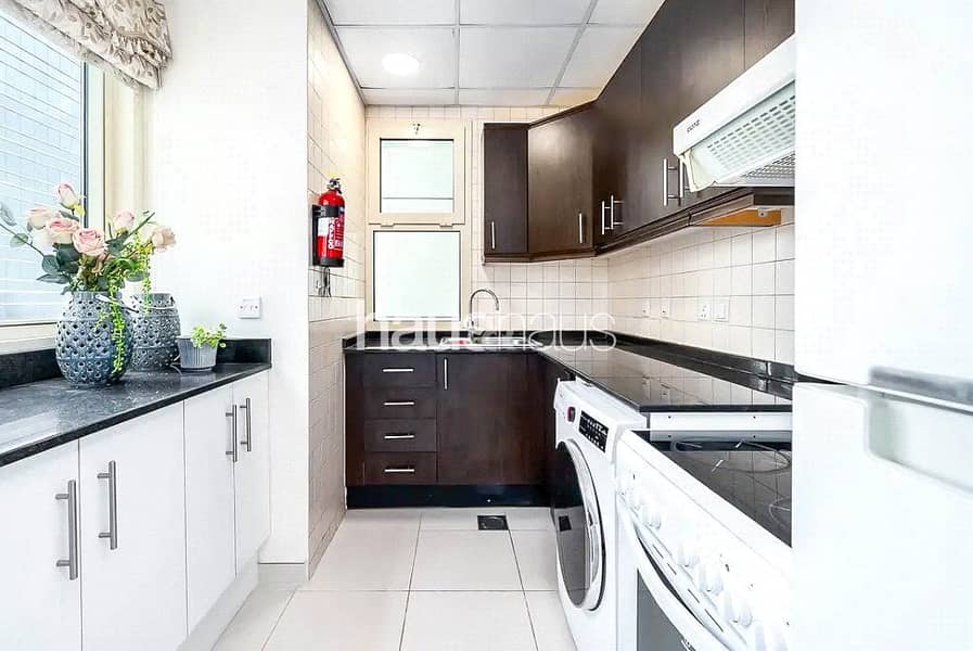 Furnished | Partial Marina View | Prime Location - Image 10