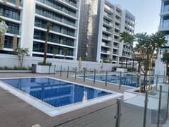 CHILLER FREE BRAND NEW STUDIO WITH BALCONY FOR RENT