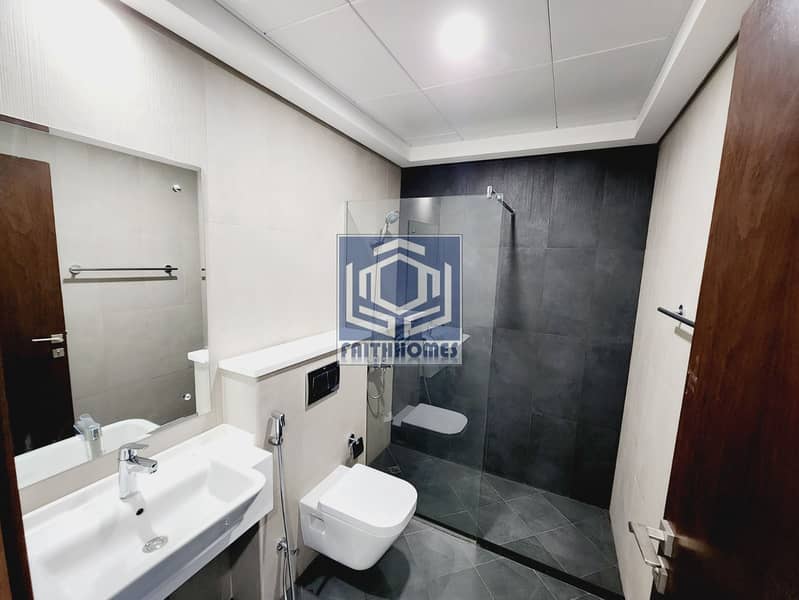 7 bathroom. jpg