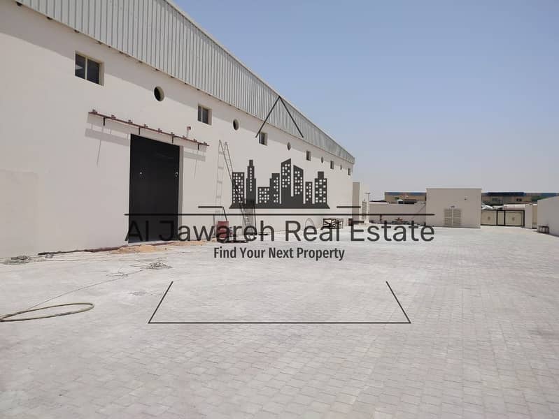 12 ec758dd8-6239-46c7-ac4f-acbd62b7536a. jpg