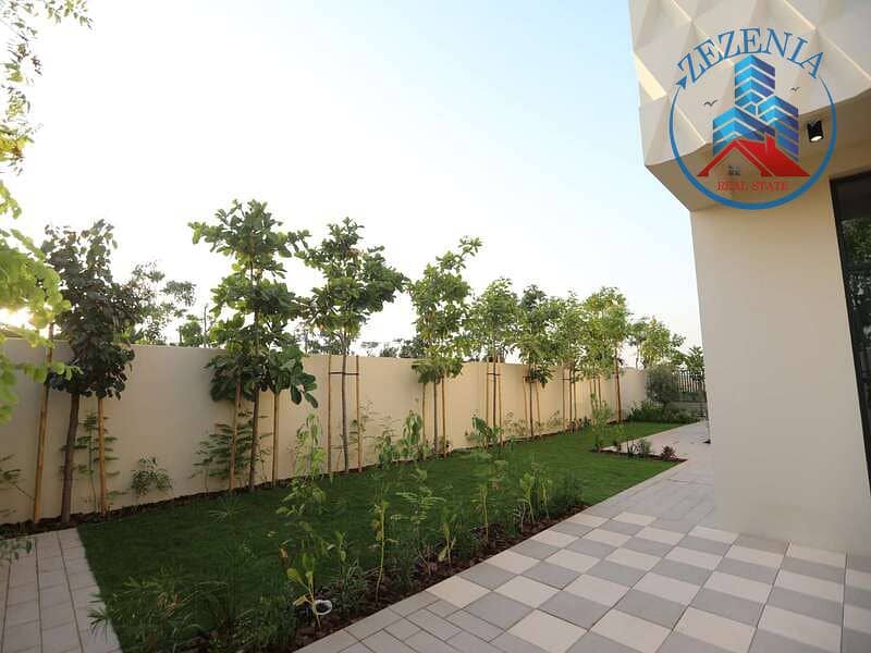8 Hayyan_Brouchure-070. jpg