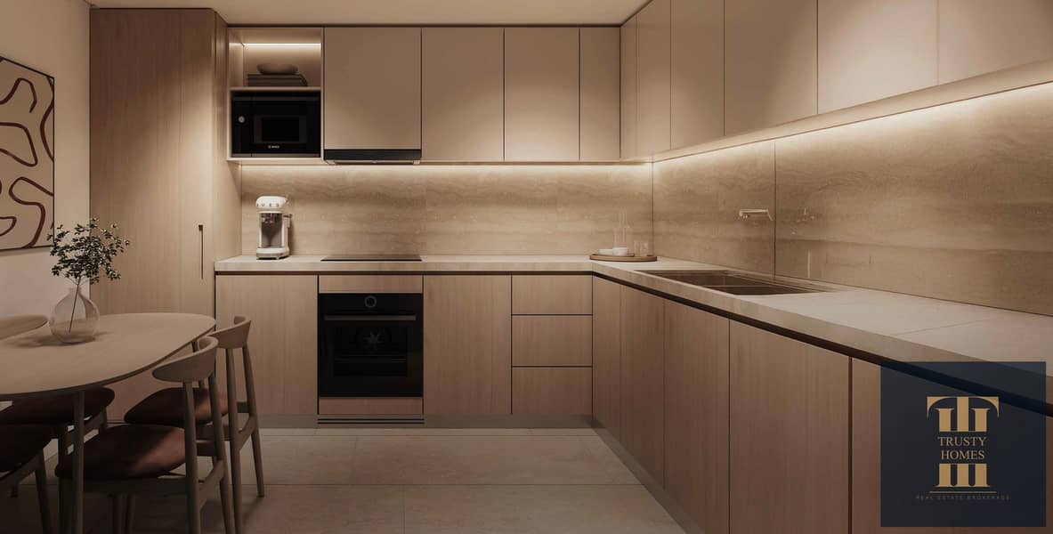 6 Kitchen. jpg