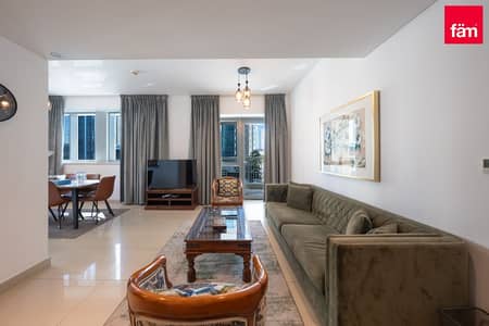 2 Bedroom Flat for Rent in Downtown Dubai, Dubai - Stunning 2BR availeable with Large Tarrace