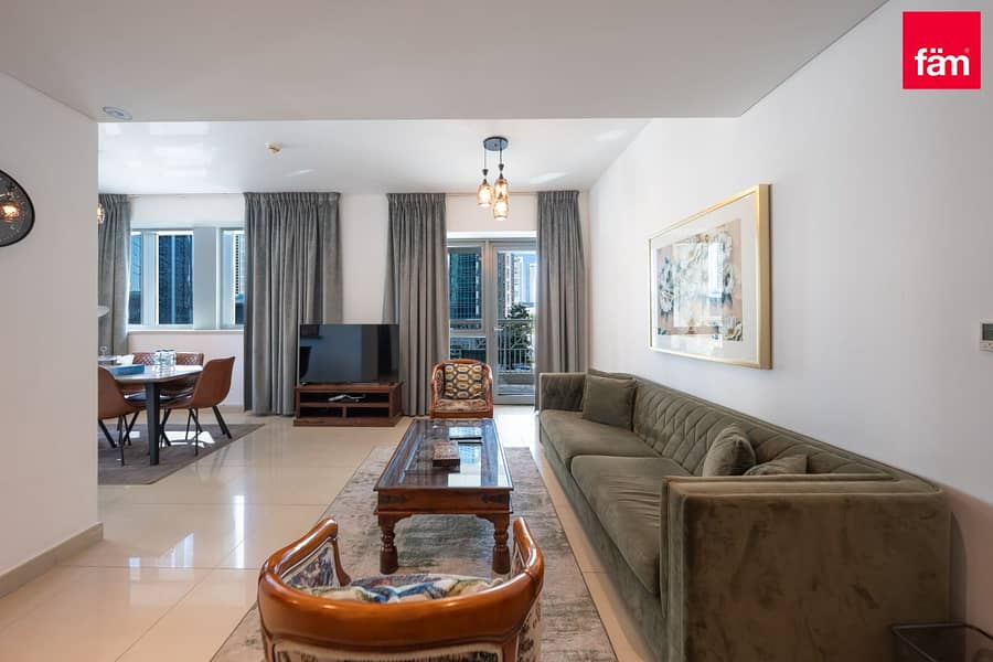 Stunning 2BR availeable with Large Tarrace Stunning 2BR availeable with Large Tarrace