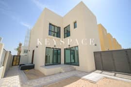 5 yrs free service charge | 10% Downpayment | Sustainable Living | Resale