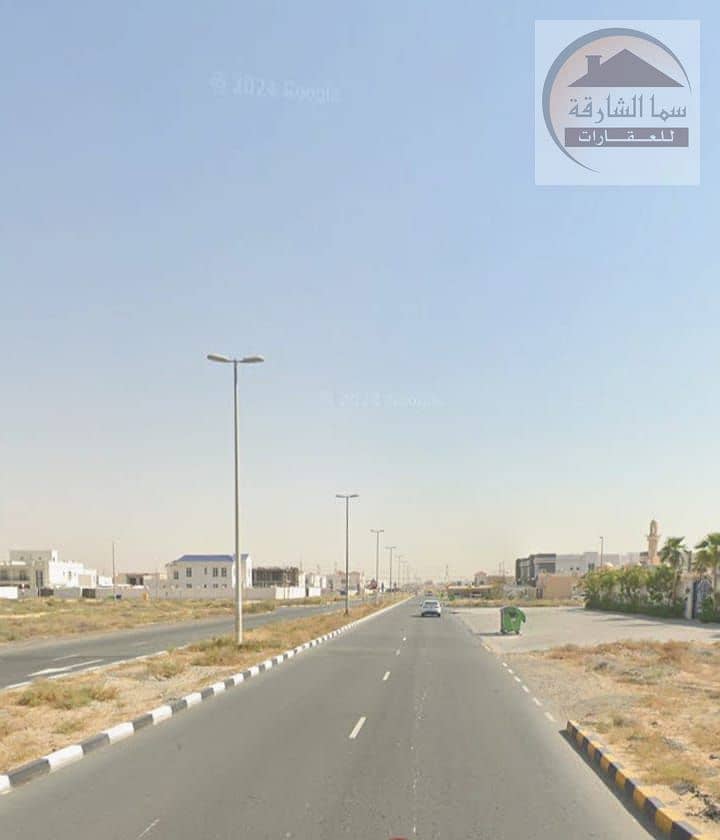 3 WhatsApp Image 2025-05-04 at 00.36. 41_f9cb9ef9. jpg