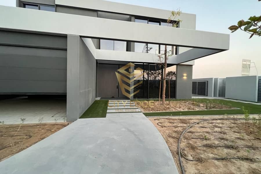 ✨exclusive unit -3BR Corner-freehold - 5% EASY P. P ✨exclusive unit -3BR Corner-freehold - 5% EASY P. P