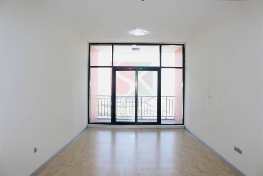 Biggest Studio with Parking for rent in DSO
