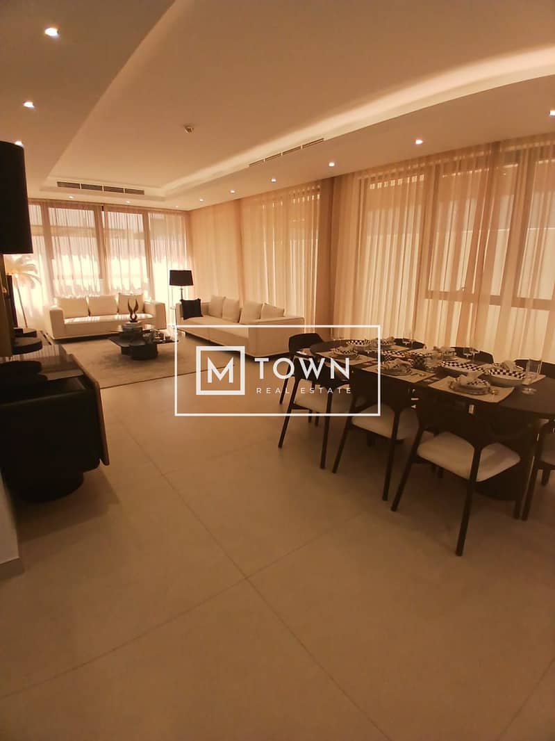 17 diningroom. jpeg