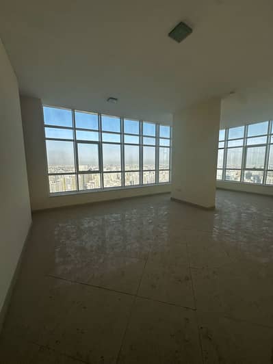 شقة 4 غرف نوم للايجار في المجاز، الشارقة - 1aa36c93-c78c-4699-95cb-0534dc7696a9. jpg