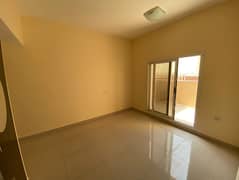 🌟 للإيجار السنوي – شقة راقية في عجمان / الروضة 1 🌟    🏠 شقة فاخرة ثاني ساكن – تشطيب راقٍ وموقع مميز  📍 الموقع: الروضة 1 – عجمان  🌅 إطلالة مفتوحة