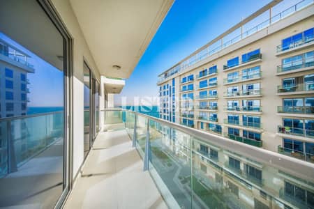 1 Bedroom Apartment for Rent in Al Marjan Island, Ras Al Khaimah - Partial Sea View | Well Maintained | Beach Access